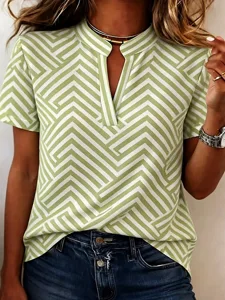 damen-bluse-knopfe-druck-grafik-ge-18586378-hellgrun-6