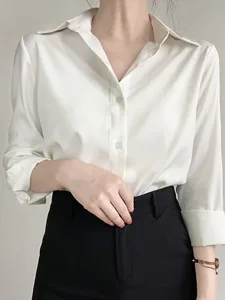 damen-bluse-knopfe-einfarbig-elega-12226416-default-3
