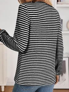 damen-t-shirt-knopfe-gestreift-kla-15215038-default-8