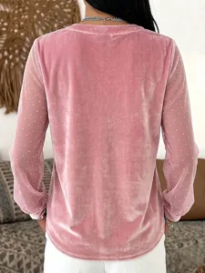 damen-top-aus-samt-mit-spitzeneins-12388339-default-2