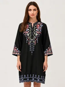 schwarzes-besticktes-minikleid-aus-18924230-default-2
